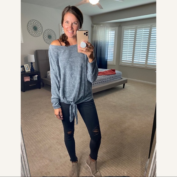 Tops - Tie it Grey Top NWT